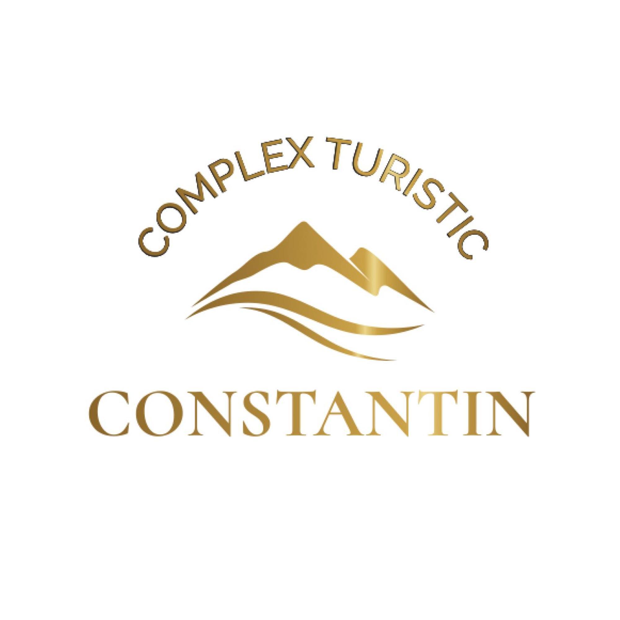 ホテル Complex Turistic Constantin Bucovina Câmpulung Moldovenesc エクステリア 写真